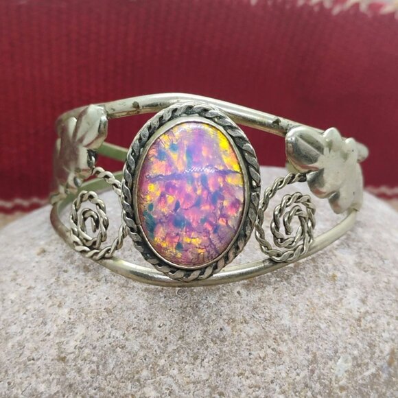 Hecho en Mexico Jewelry - Vtg Mexico Alpaca Silver Dragon's Breath Confetti Lucite Cuff Bracelet 22.5g